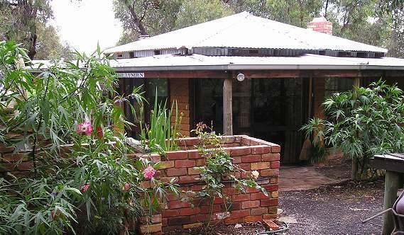Moonambel Moonbeam Cottages & Rainbow Cafe חדר תמונה