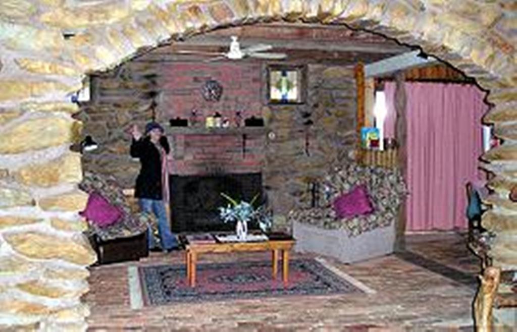 Moonambel Moonbeam Cottages & Rainbow Cafe חדר תמונה