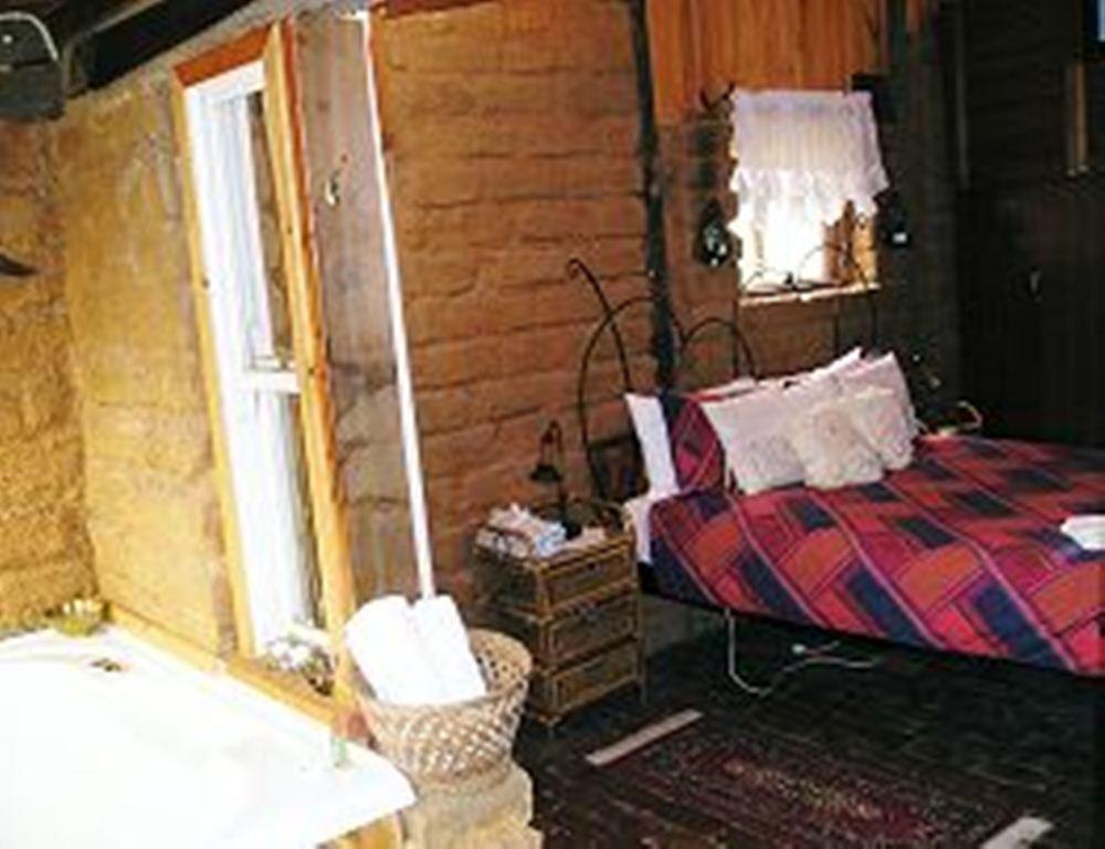 Moonambel Moonbeam Cottages & Rainbow Cafe חדר תמונה
