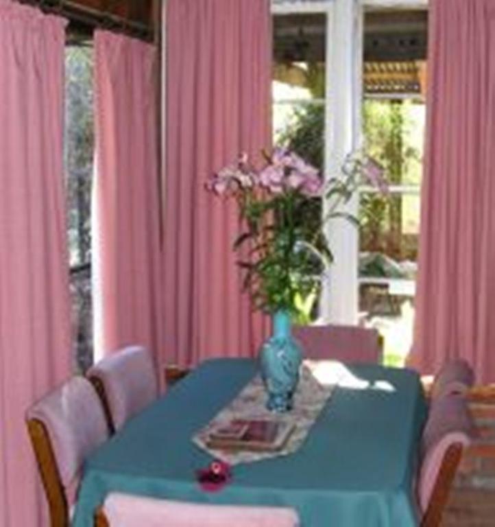Moonambel Moonbeam Cottages & Rainbow Cafe מראה חיצוני תמונה